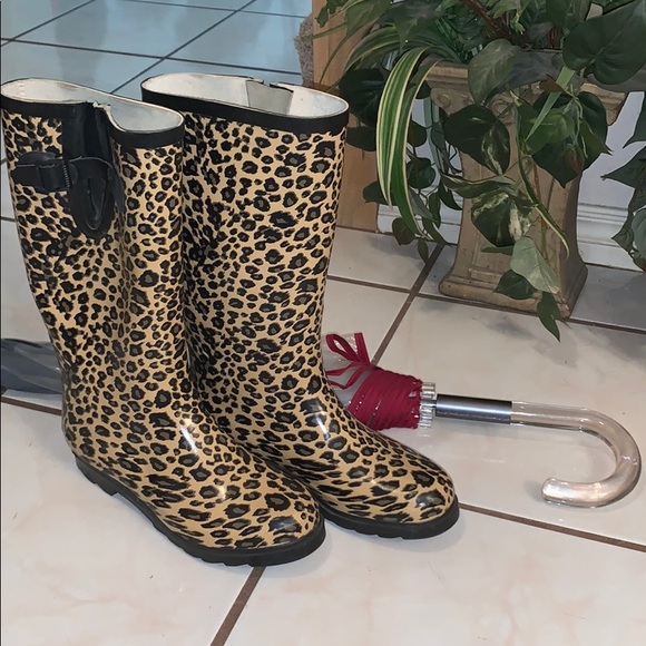 Forever 21 Shoes - Leopard Print RAIN☔️BOOTS Sz 9 by Twentyone🌧